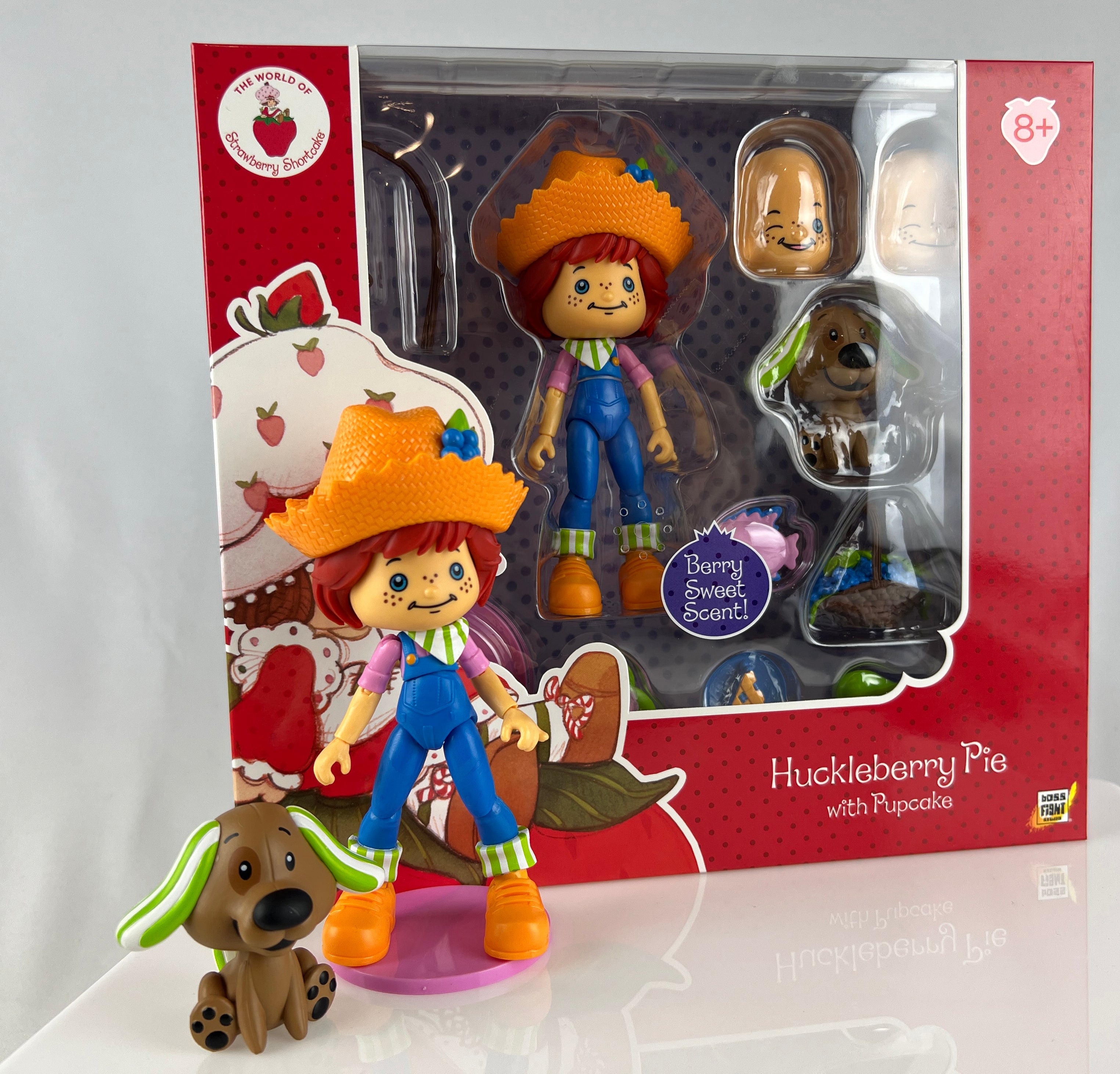 Strawberry Shortcake Deluxe Action Figure: Huckleberry Pie Action Figure