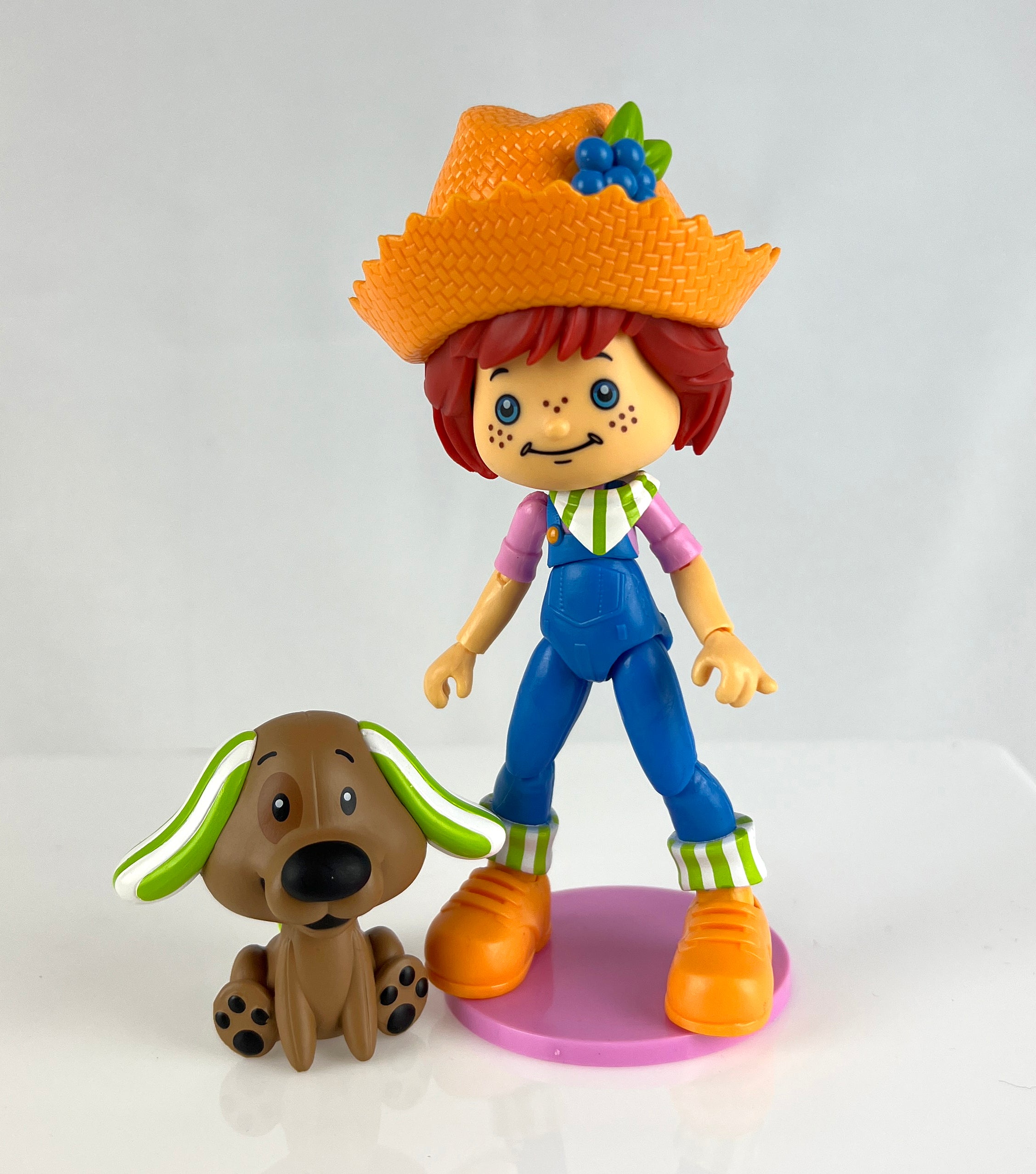 Strawberry Shortcake Deluxe Action Figure: Huckleberry Pie Action Figure