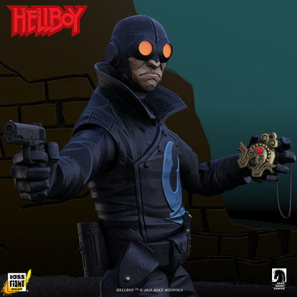 Hellboy 1:12 Scale Action Figures Wv1 | Lobster Johnson (The Iron Prometheus)